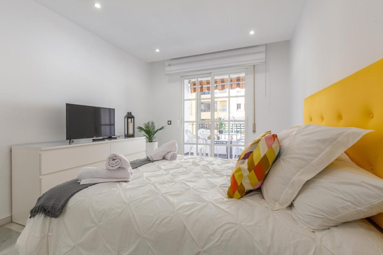 Apartamento La Victoria Lägenhet Málaga Exteriör bild