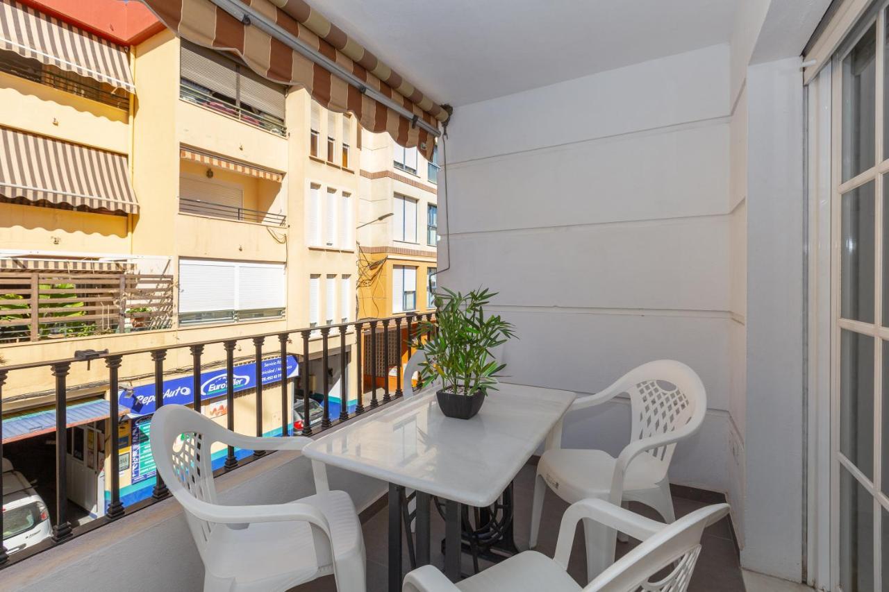 Apartamento La Victoria Lägenhet Málaga Exteriör bild
