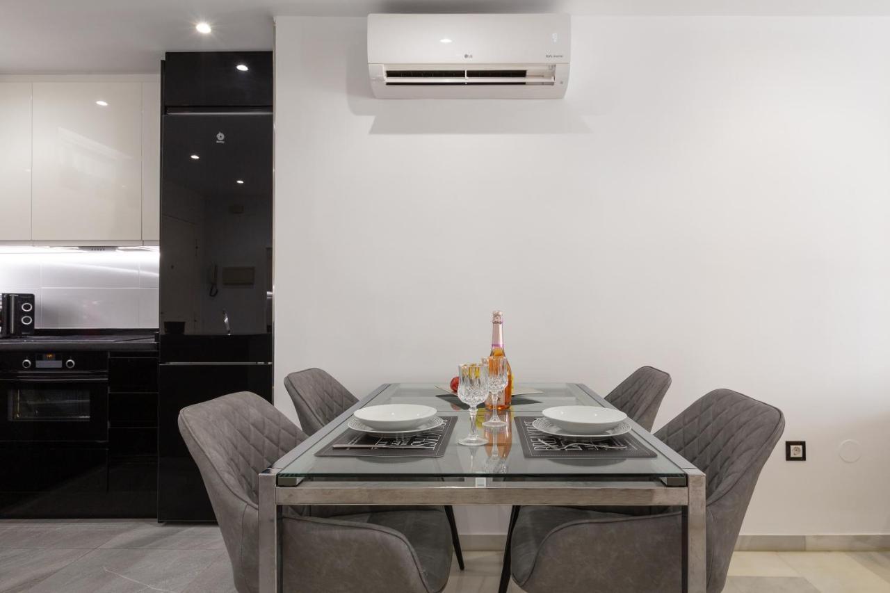 Apartamento La Victoria Lägenhet Málaga Exteriör bild