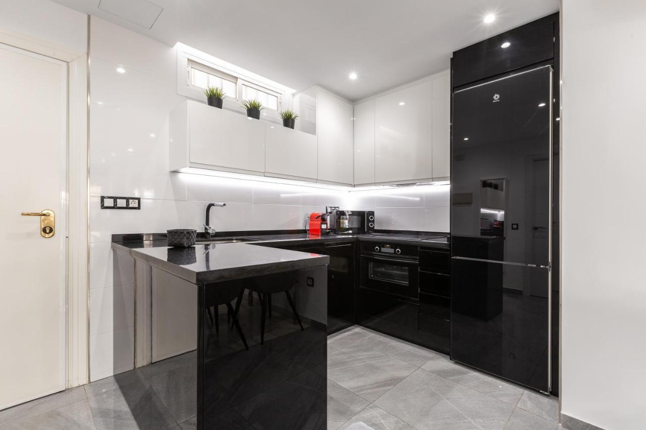 Apartamento La Victoria Lägenhet Málaga Exteriör bild