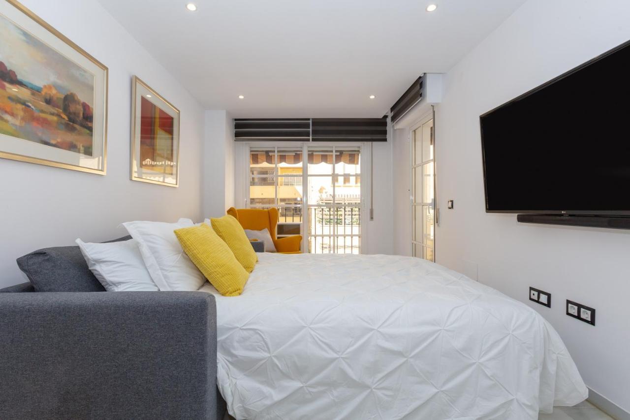 Apartamento La Victoria Lägenhet Málaga Exteriör bild