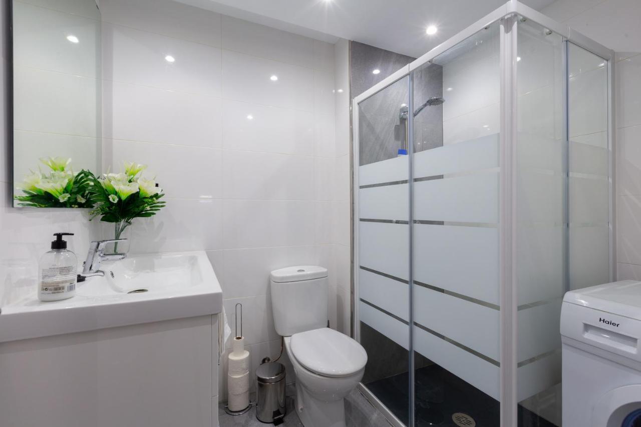 Apartamento La Victoria Lägenhet Málaga Exteriör bild