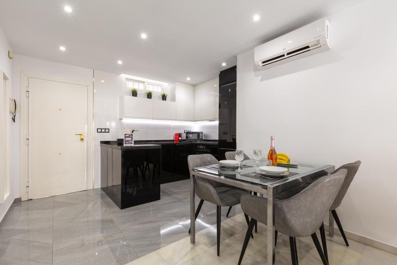 Apartamento La Victoria Lägenhet Málaga Exteriör bild